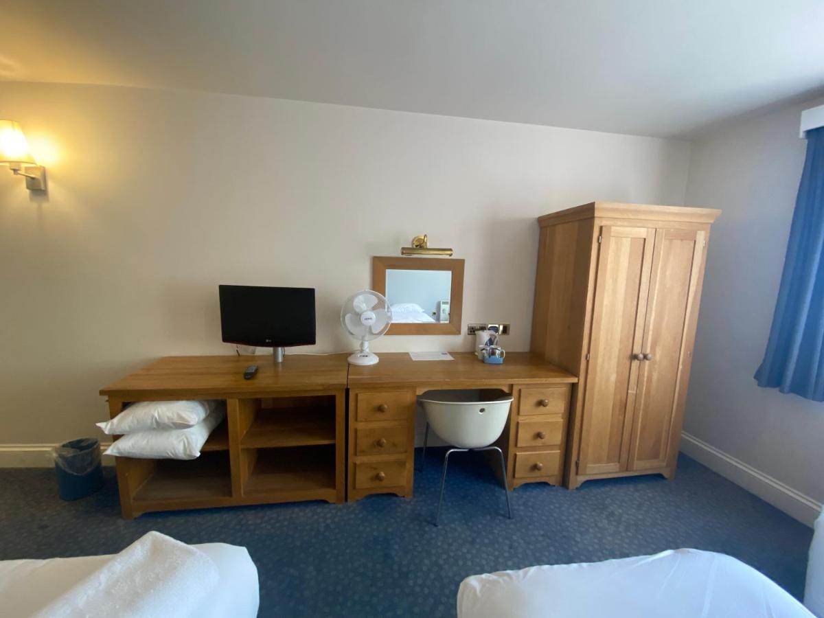 Ibis Budget Бромсгроув Екстериор снимка