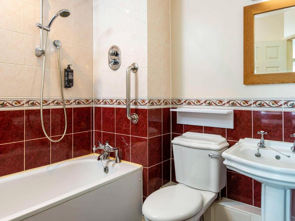 Ibis Budget Бромсгроув Екстериор снимка