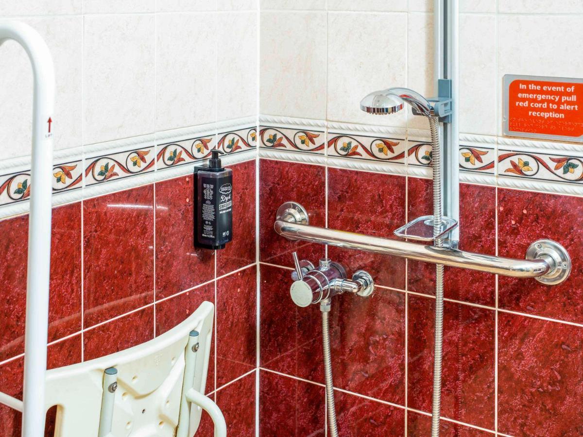 Ibis Budget Бромсгроув Екстериор снимка