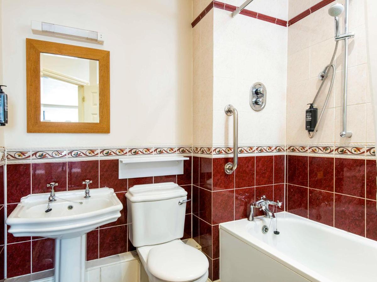 Ibis Budget Бромсгроув Екстериор снимка